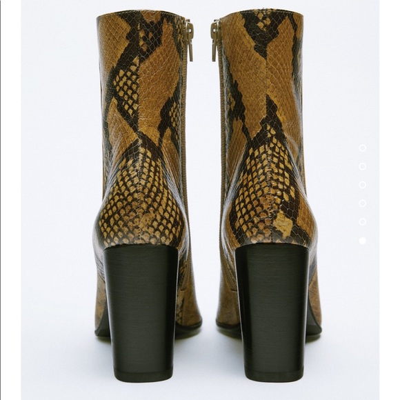 ZARA ANIMAL PRINT LEATHER BOOTS - Picture 4 of 15